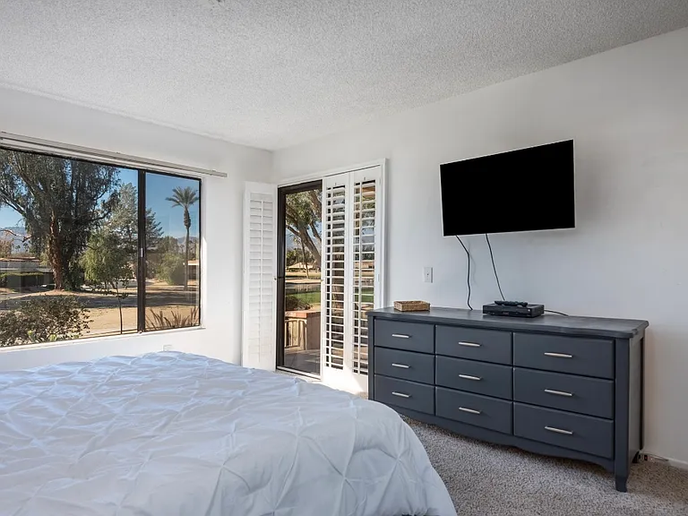 77271 Olympic Way — Photo 9