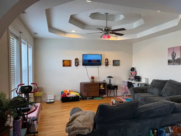 5609 N Clark St Unit 3, Chicago, IL 60660