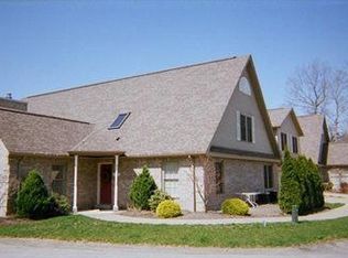1014 Waterford Ct W, Canonsburg, PA