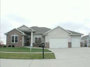 3945 Monarch Ave, Marion, IA 52302