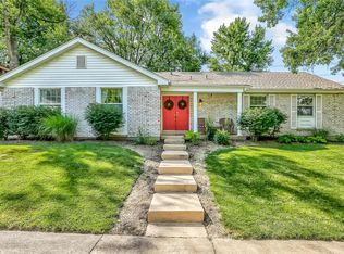 15450 Squires Way Dr, Chesterfield, MO 63017