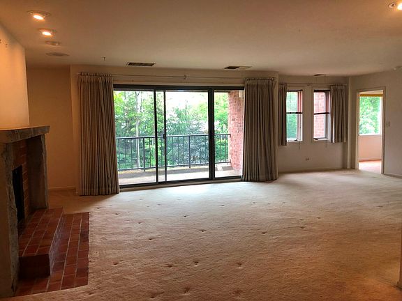2nd image of 105 E Laurel Ave APT 304