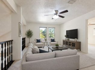 617 Valley Spring Dr, Arlington, TX 76018