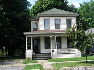 176 W 7th St, Oswego, NY 13126