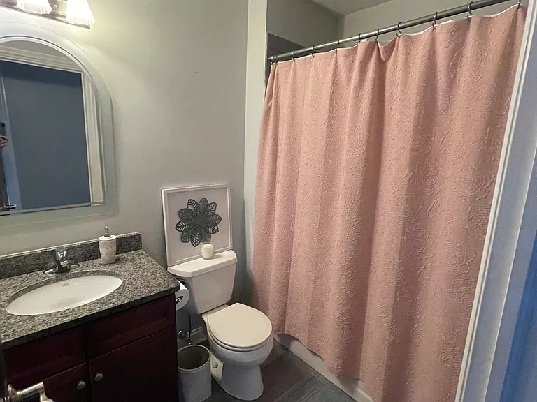 301 S Leavitt St #2N — Photo 11