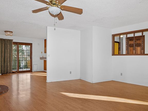 5th image of 450 Fulton St