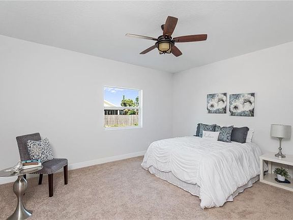 4th image of 4418 46th Ave N