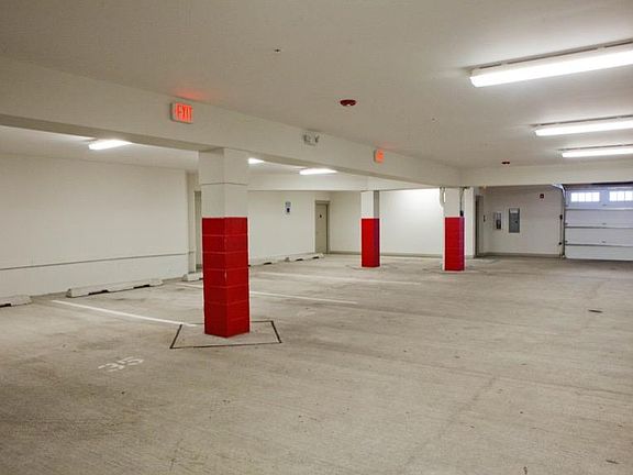 3rd image of 700 N Walnut St #309-71