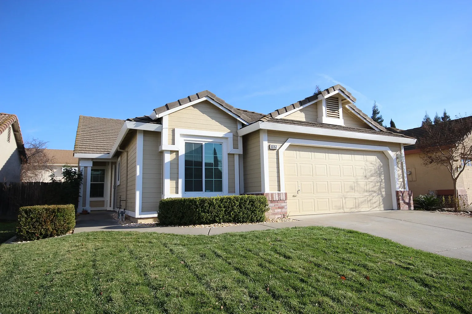 8767 Mesa Brook Way photo 1