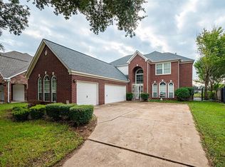 12227 S Shadow Cove Dr, Houston, TX 77082