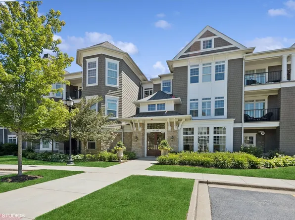 8 E Kennedy Ln Unit 308, Hinsdale, IL 60521