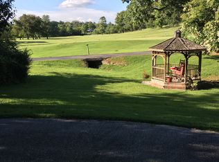 913 Greenview Dr, Fayetteville, TN 37334
