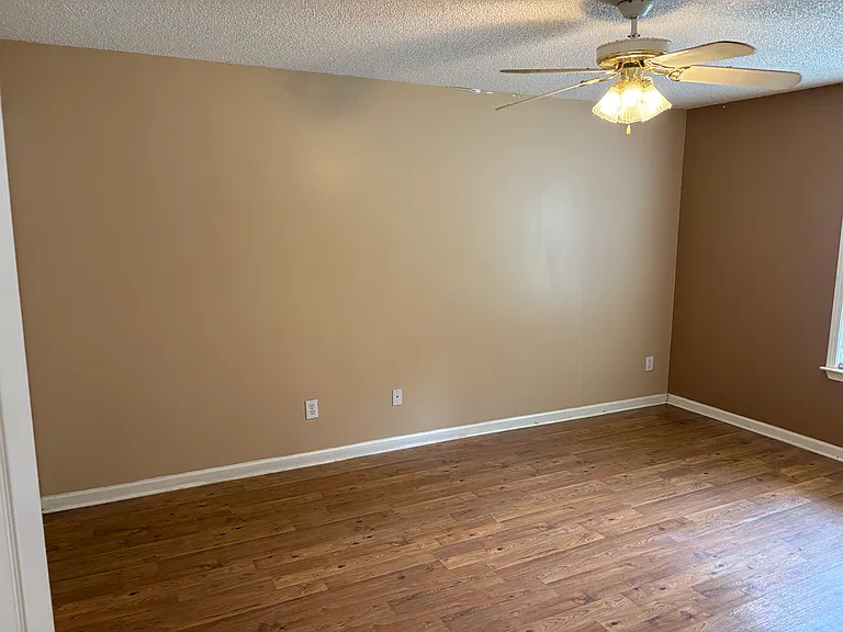 1687 Summerwoods Cir — Photo 5