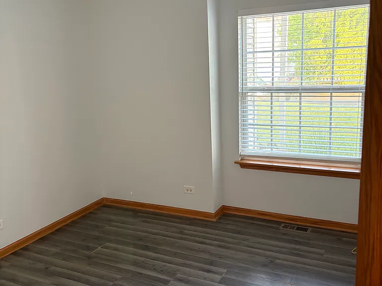 102 Louie Ln #B — Photo 11