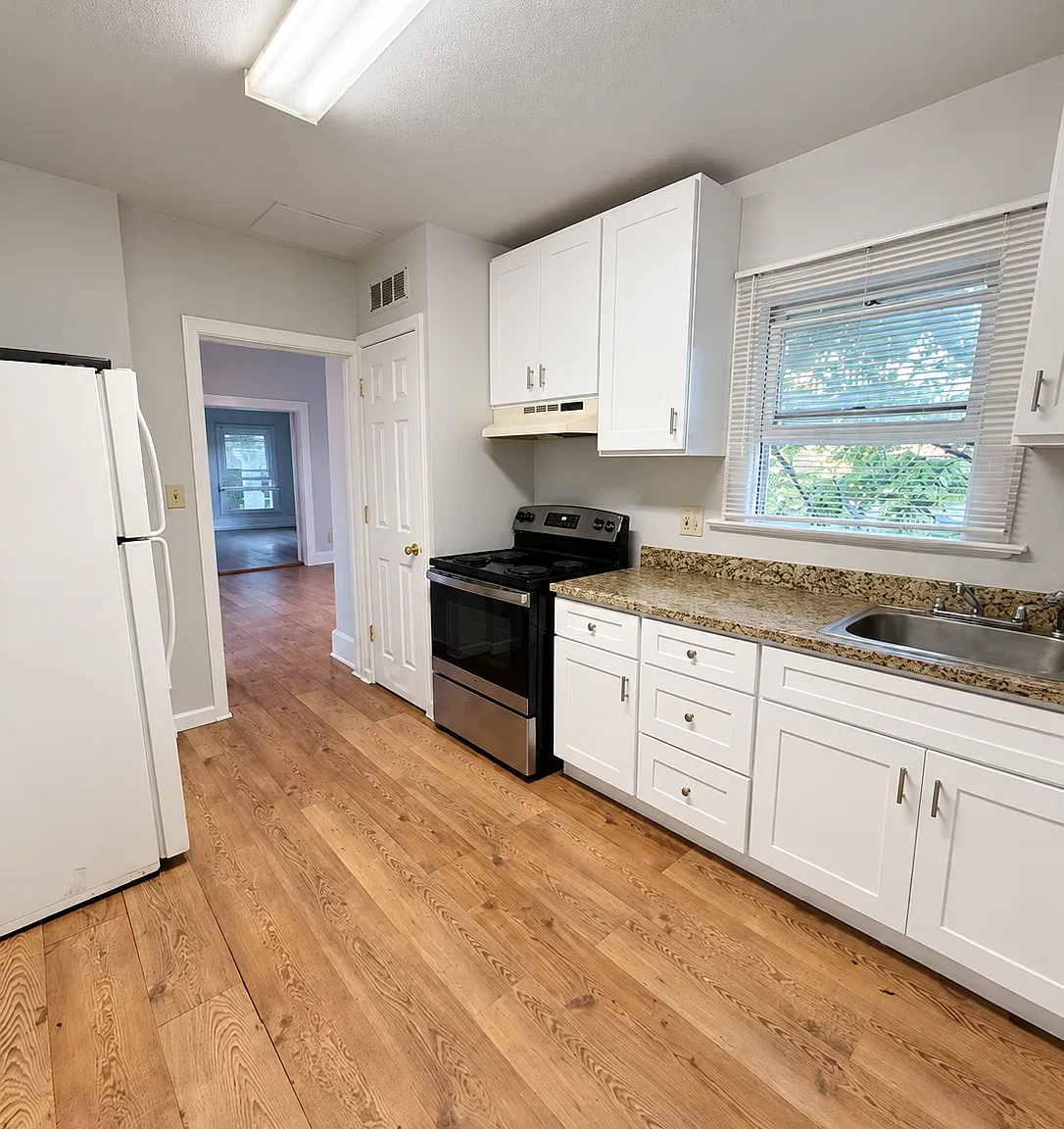 1 bed, 650 sqft, $1,995 — Photo 4