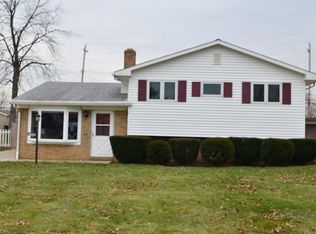 6143 Carol Dr, Brookpark, OH