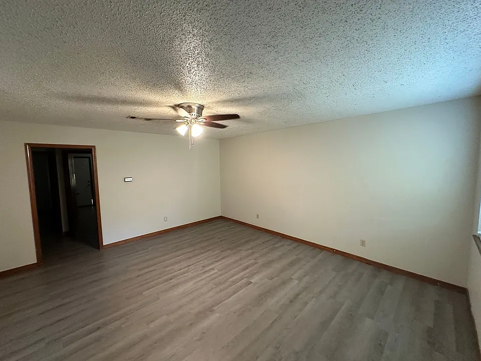 1401-1403 4229th #1407-1409-1415