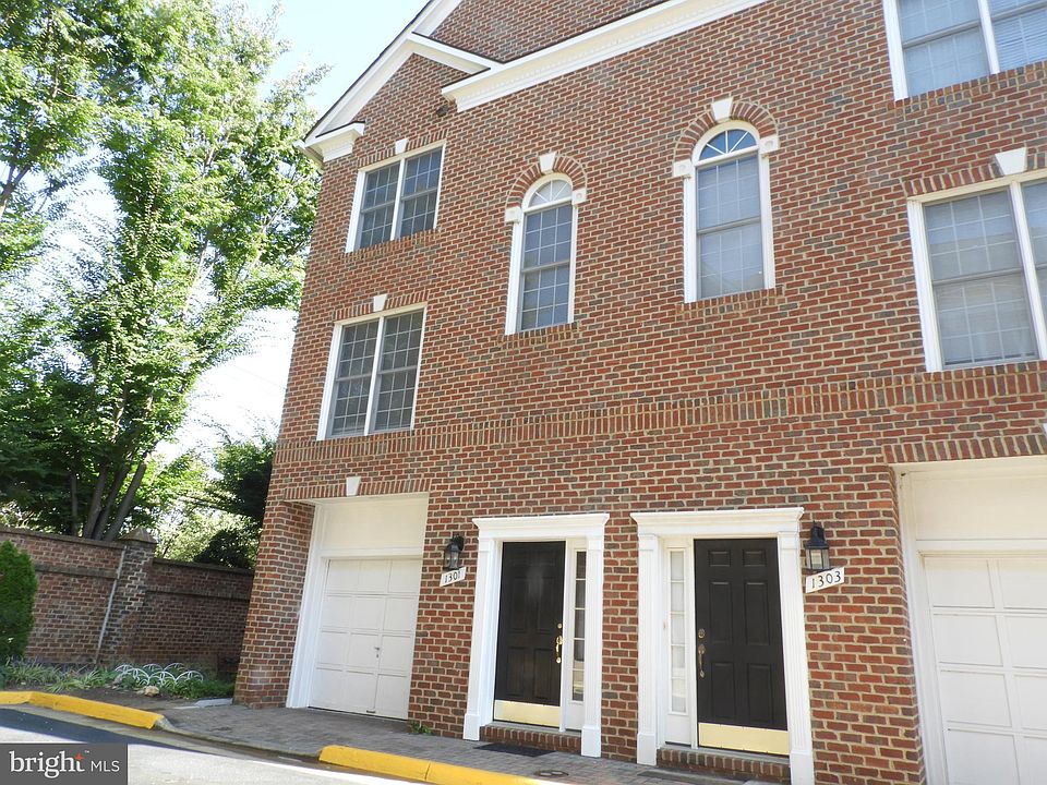 1st image of 1301 Baker Crest Ct