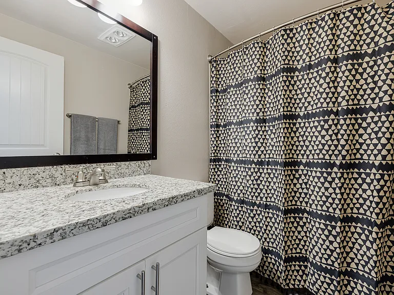 Moreland Place Apartments — Photo 18