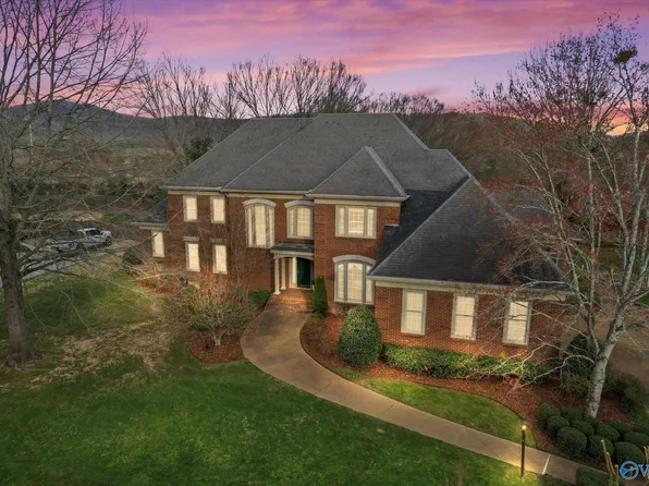 5017 Wainwright Ave SE, Huntsville, AL 35802