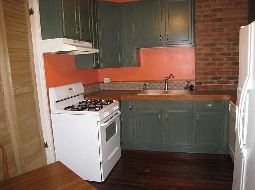 4th image of 1029 Saint Ann St #A