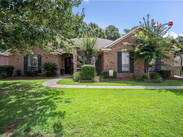 2571 Burlington Dr E, Mobile, AL 36695