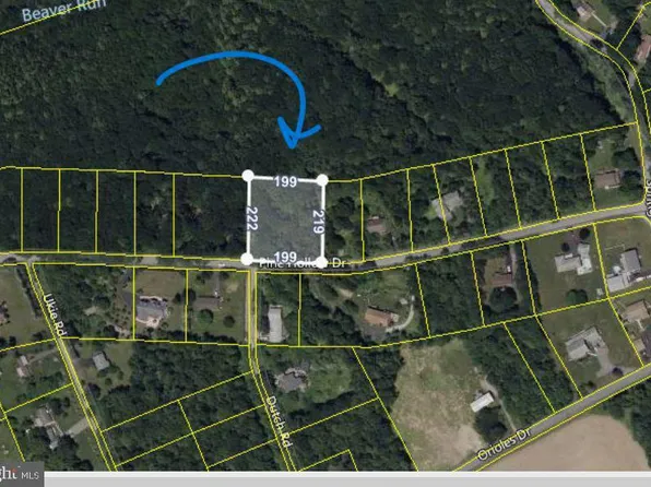 Pine Hollow Dr, Lehighton, PA 18235