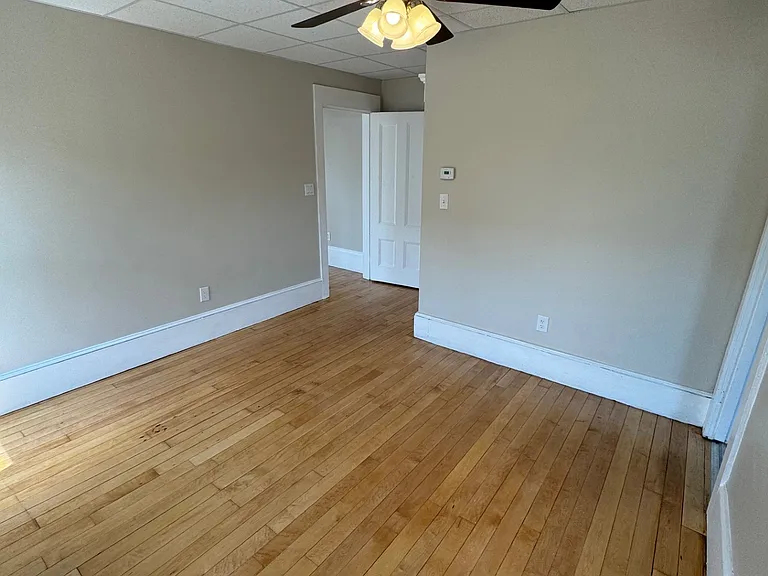 17 Whitman Ave #2 — Photo 3