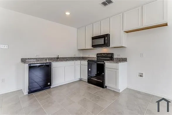 119 Sunflower St
