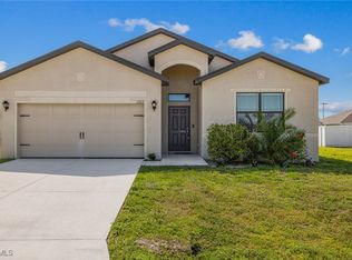 1322 SW 22nd Ave, Cape Coral, FL 33991