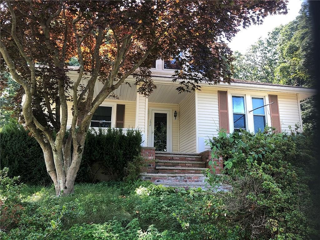 152 Rhodes Ave, Woonsocket, RI 02895 Zillow