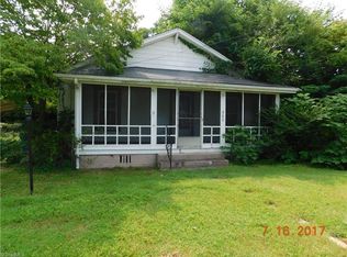 302 Piedmont Ave, Gibsonville, NC 27249