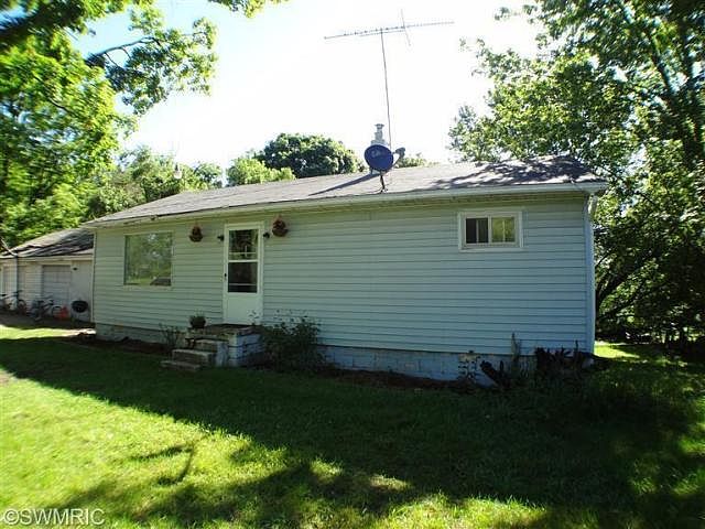 1st image of 2874 N Baldwin Ave