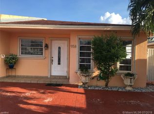 958 W 39th Pl, Hialeah, FL 33012