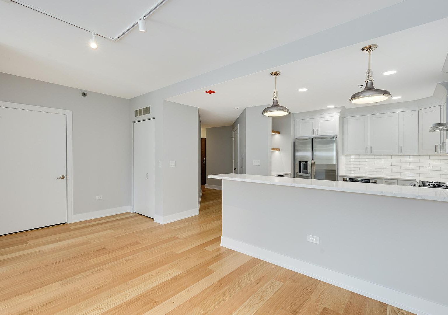 160 E Illinois St APT 1801, Chicago, IL 60611 Zillow