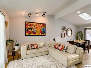 6031 Sunrise Rd, Lincoln, NE 68510