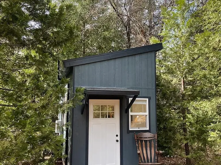 6304 Green Leaf Ln — Photo 1