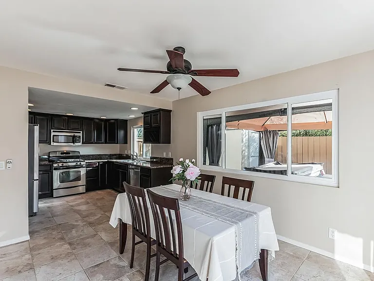 2441 Heatherwood Ct — Photo 13