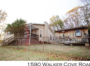 1590 Walker Cove Rd, Sparta, TN 38583