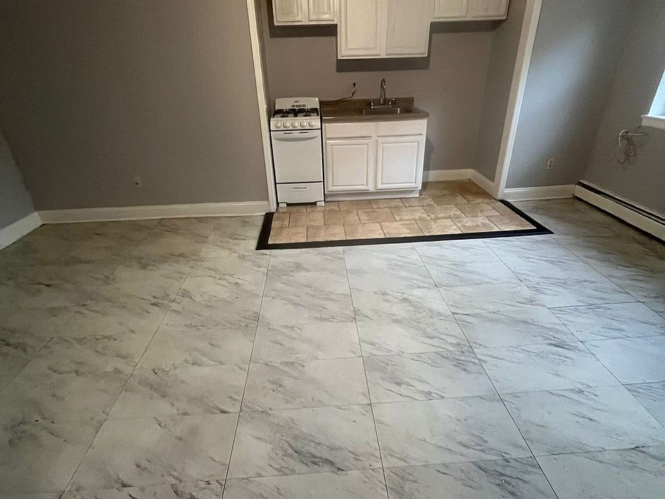 2nd image of 946 18th Ave #B3