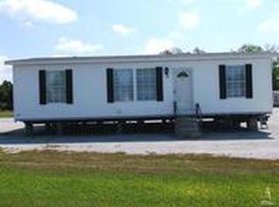 205 NE 77th St, Oak Island, NC 28465
