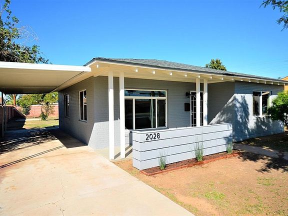 3rd image of 2028 W Orange Dr