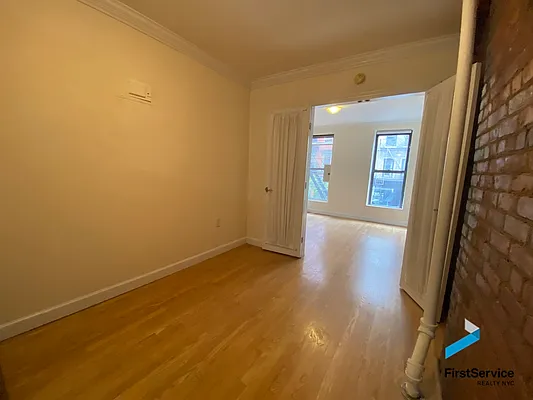 Rented by FirstService Realty (legacy) | media 10