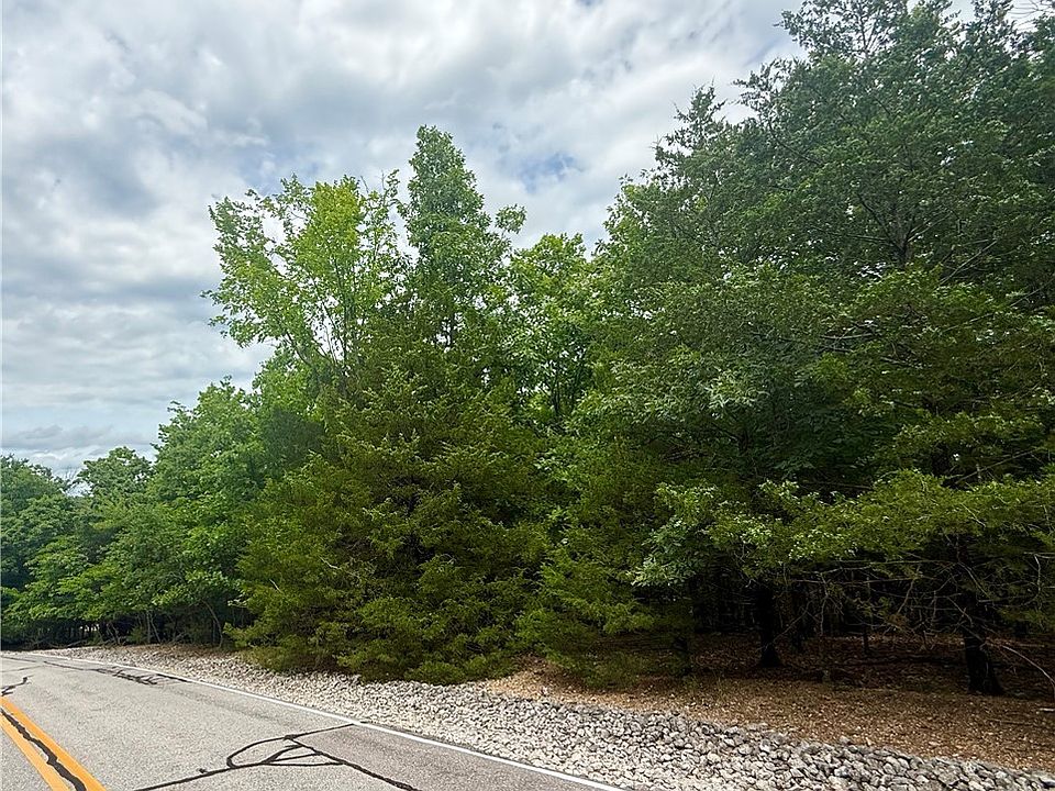 2nd image of Laurel Ct