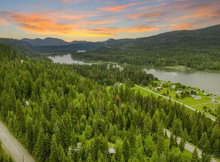 712 Sunset Dr N, Ione, WA 99139