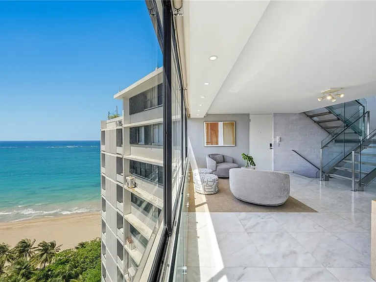 1 Taft St #Penthouse C — Photo 6