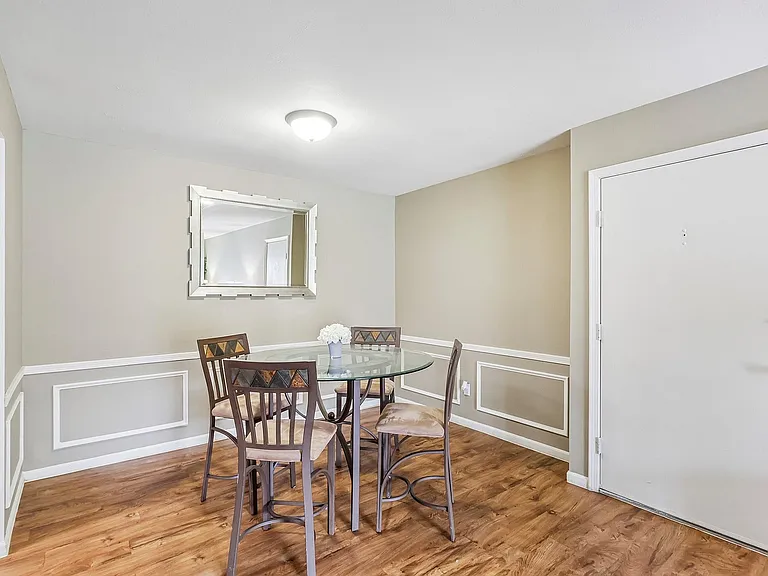 28-web-or-mls-353 Andover Dr Unit 1K-S1007-007