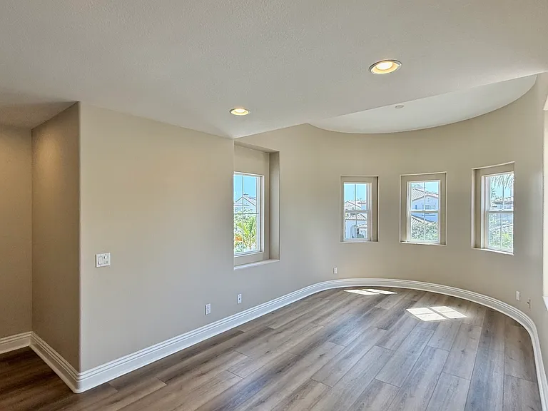 10570 Gaylemont Ln — Photo 6