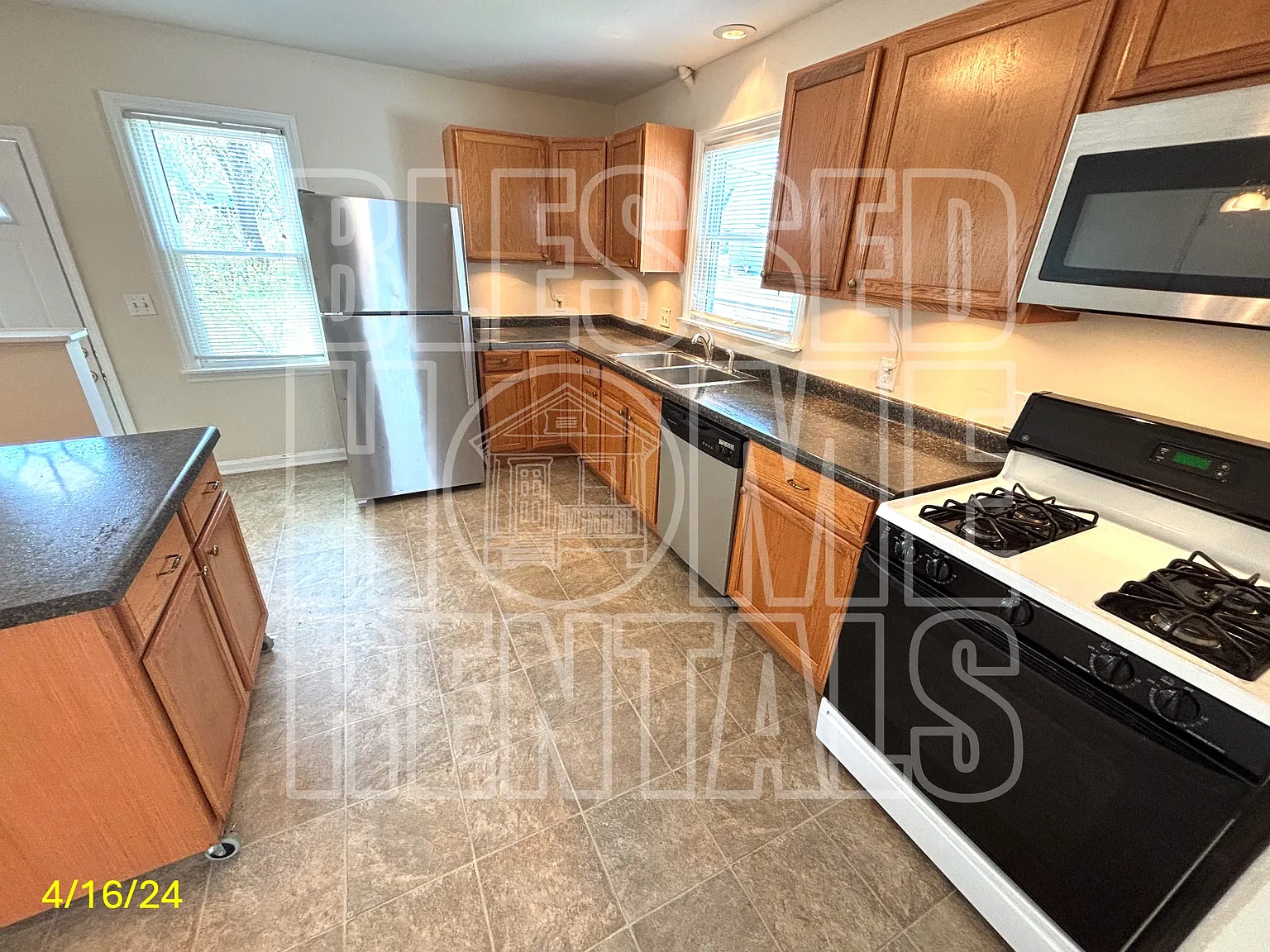 719 Madison Ave photo 1