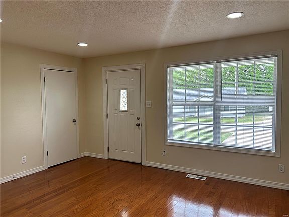 5th image of 2313 Perkins Dr